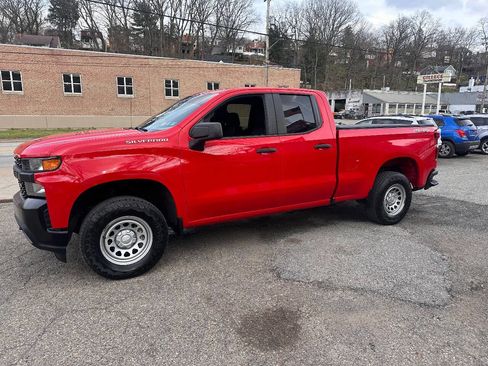 Used 2020 Chevrolet Silverado 1500 W/T w/ WT Value Package image 3