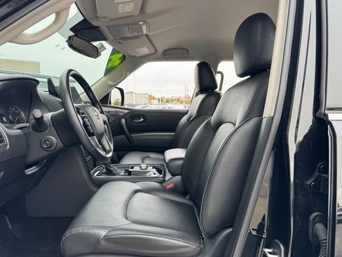 Used 2024 Nissan Armada SV image 13