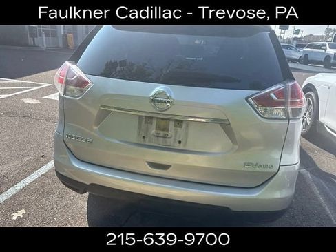 Used 2016 Nissan Rogue SV AWD/4WD image 3