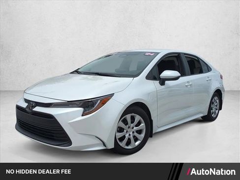 Certified 2026 Toyota Corolla LE FWD image 1