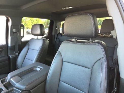 Used 2023 Chevrolet Silverado 1500 LT AWD/4WD image 26
