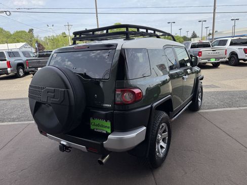 Used 2014 Toyota FJ Cruiser 4WD w/ Convenience Package image 6