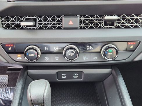 New 2025 Honda Accord SE image 12