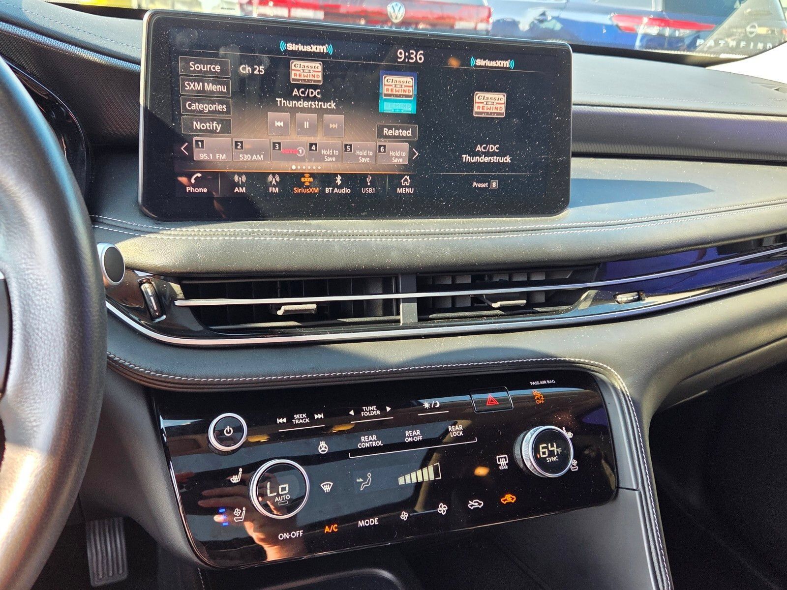 Used 2022 INFINITI QX60 Luxe w/ Vision Package FWD image 20