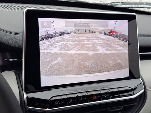 New 2026 Jeep Compass Limited image 13