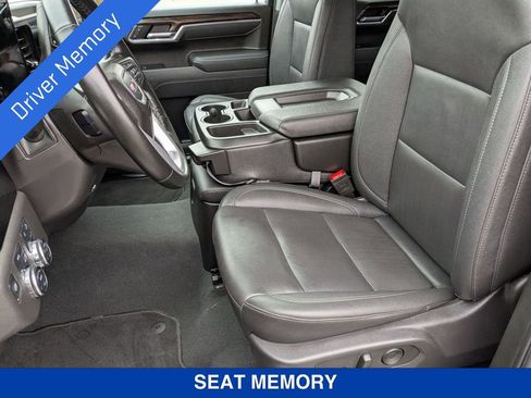 Used 2025 GMC Sierra 1500 SLT image 19