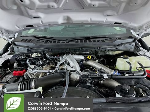 New 2026 Ford F250 XLT w/ XLT Premium Package AWD/4WD image 29