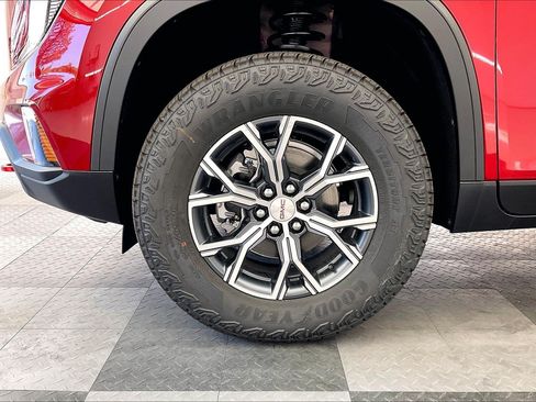New 2026 GMC Acadia AT4 w/ Luxury Package AWD/4WD image 14