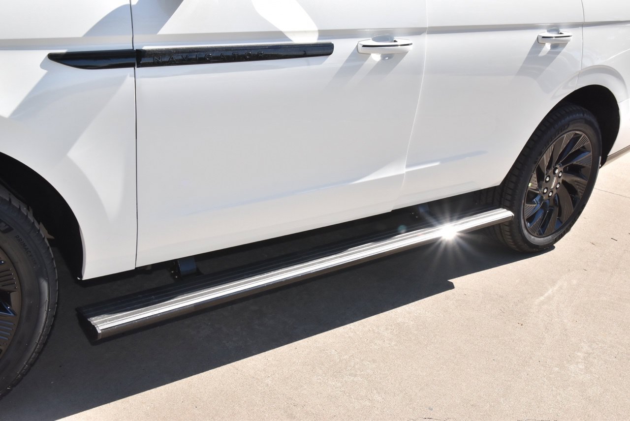 New 2027 Lincoln Navigator Reserve w/ Jet Appearance Package AWD/4WD image 40
