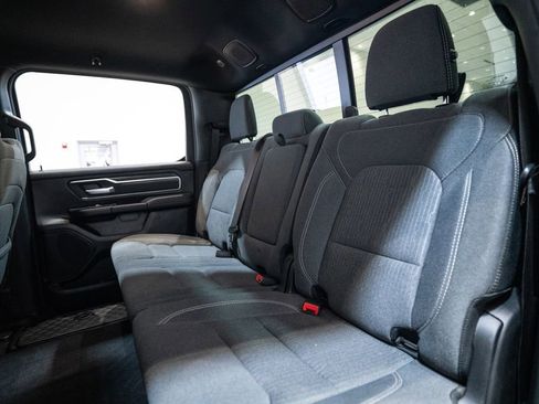 Used 2021 RAM 1500 Big Horn AWD/4WD image 36