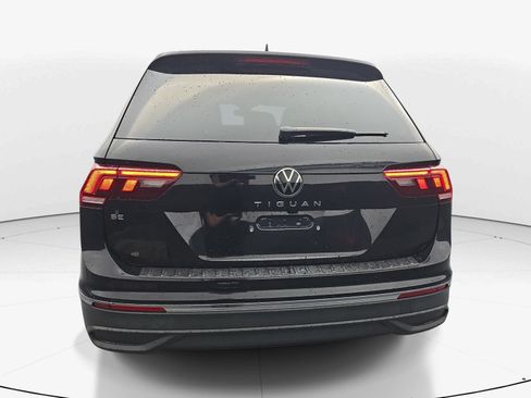 Used 2023 Volkswagen Tiguan SE FWD image 7