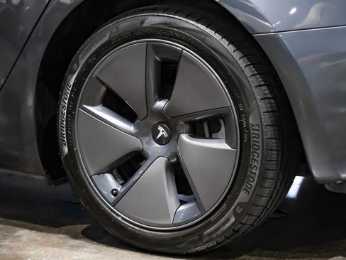 Used 2023 Tesla Model 3 Standard Range image 64