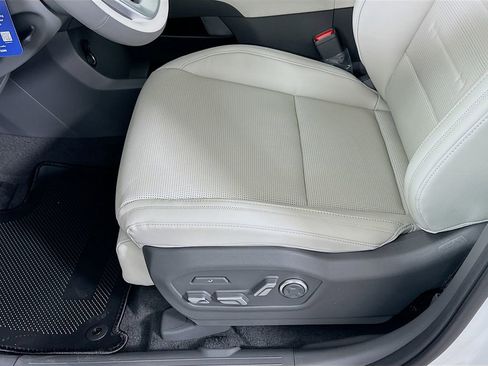 New 2026 Hyundai Santa Fe Calligraphy image 21