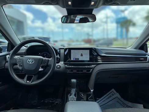 Used 2025 Toyota Camry LE FWD image 13