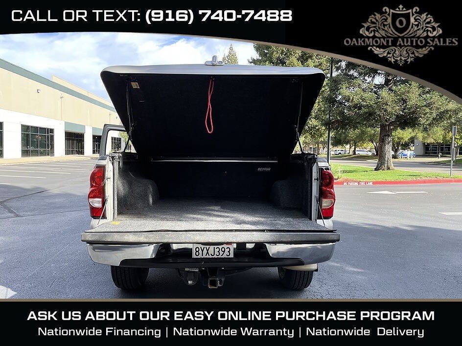 Used 2006 Chevrolet Silverado 1500 LT w/ Light Duty Power Package RWD image 10