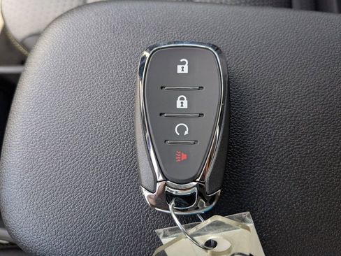 New 2025 Chevrolet Trax LT w/ Driver Confidence Package image 29