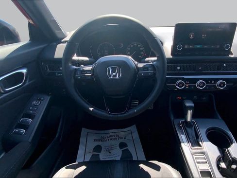 Used 2024 Honda Civic Sport image 6