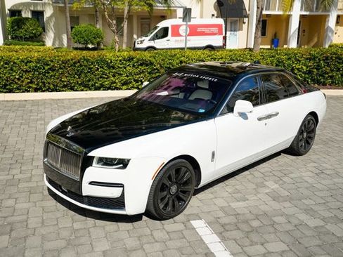 Used 2022 Rolls-Royce Ghost image 10
