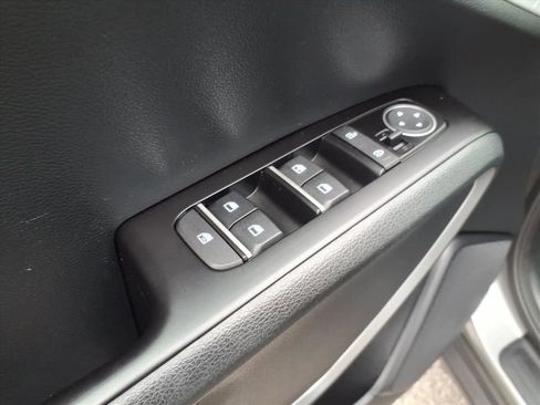 Used 2023 Kia Soul LX w/ LX Technology Package image 15