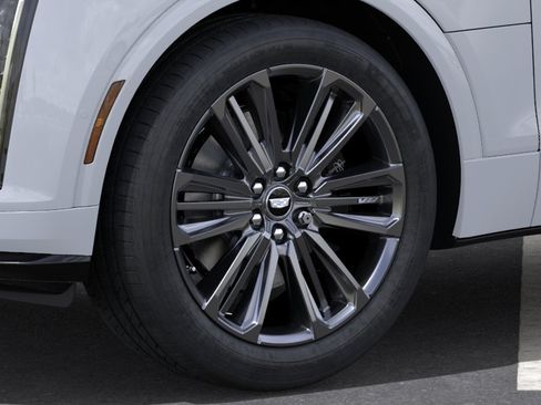New 2026 Cadillac Lyriq V AWD/4WD image 9