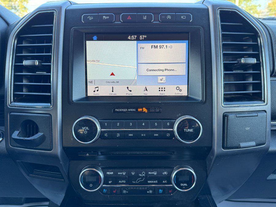 Used 2018 Ford Expedition Max Platinum AWD/4WD image 24