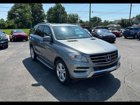 Used 2013 Mercedes-Benz ML 350 4MATIC image 1