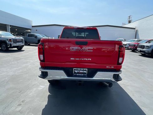 New 2025 GMC Sierra 2500 SLE w/ SLE Value Package; image 6