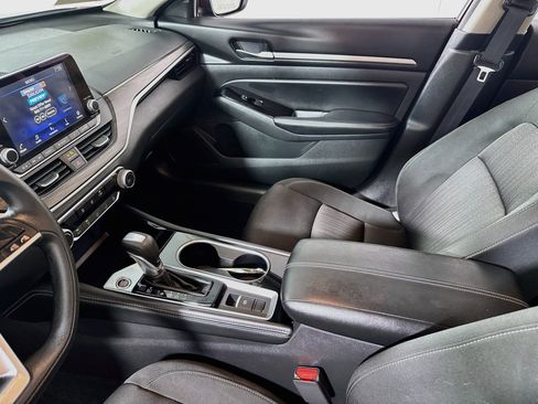 Used 2023 Nissan Altima 2.5 SV AWD/4WD image 23