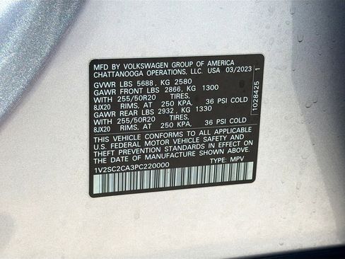 Used 2023 Volkswagen Atlas Cross Sport SEL R-Line AWD/4WD image 44