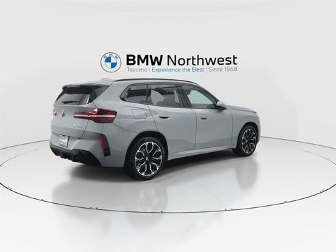 Used 2026 BMW X3 xDrive30 w/ Premium Package image 3