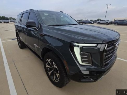 Used 2026 GMC Yukon AT4 Ultimate AWD/4WD image 2