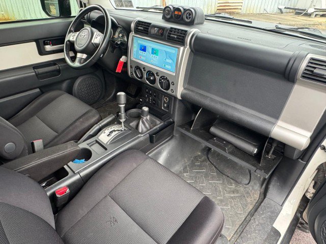 Used 2014 Toyota FJ Cruiser 4WD w/ Upgrade Package image 8