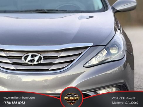 Used 2013 Hyundai Sonata SE FWD image 12