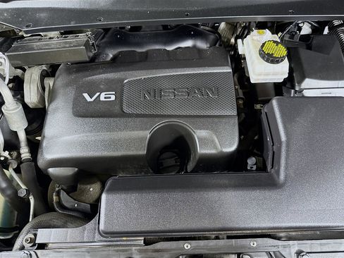 Used 2019 Nissan Pathfinder SV AWD/4WD image 39