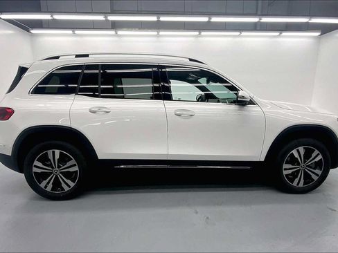 Used 2026 Mercedes-Benz GLB 250 image 8