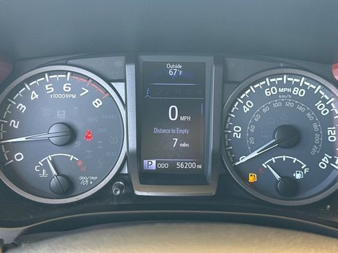 Certified 2018 Toyota Tacoma TRD Sport w/ Technology Package image 29