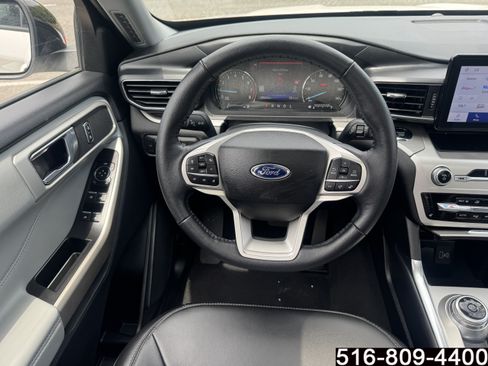 Used 2022 Ford Explorer XLT w/ Equipment Group 202A AWD/4WD image 15