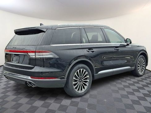 Used 2023 Lincoln Aviator Reserve w/ Elements Package Plus AWD/4WD image 9