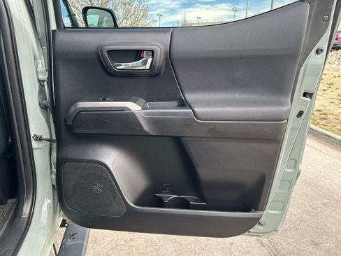 Used 2021 Toyota Tacoma TRD Pro AWD/4WD image 27
