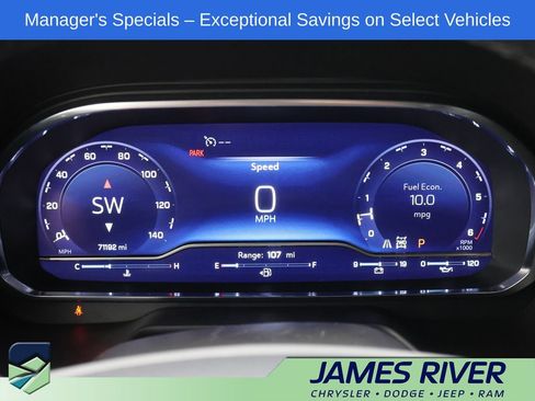 Used 2024 Chevrolet Suburban LT AWD/4WD image 30