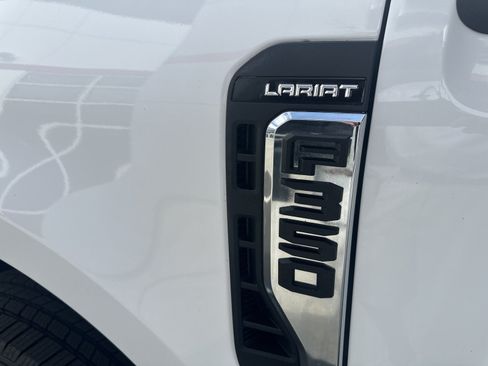 Used 2023 Ford F350 Lariat w/ Lariat Ultimate Package AWD/4WD image 10