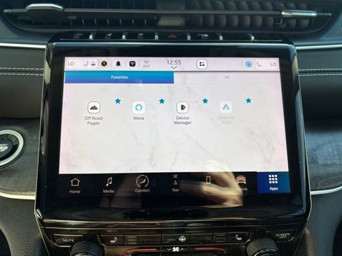 Used 2022 Jeep Grand Cherokee L Limited image 20