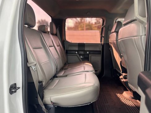 Used 2019 Ford F250 XL w/ Power Equipment Group AWD/4WD image 23