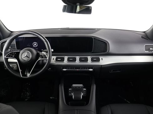 Used 2025 Mercedes-Benz GLE 450e 4MATIC image 7