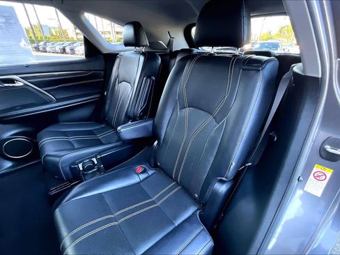 Used 2018 Lexus RX 350L Luxury w/ Accessory Package FWD image 18