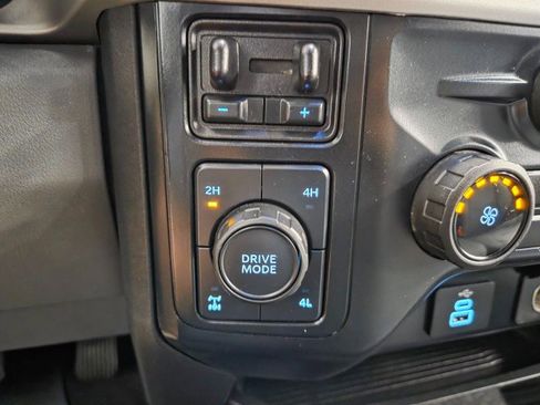 Used 2024 Ford F250 XLT w/ FX4 Off-Road Package AWD/4WD image 55