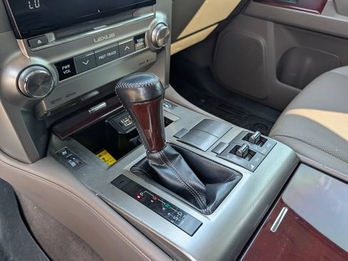 Used 2019 Lexus GX 460 Premium AWD/4WD image 8