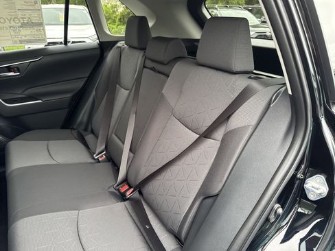 New 2025 Toyota RAV4 XLE AWD/4WD image 24