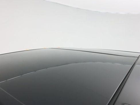 Used 2024 GMC Hummer EV 2X w/ LPO, Illumination Package image 7