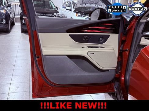 Used 2025 Lincoln Nautilus Premier w/ Equipment Group 102A image 22